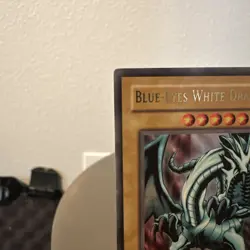 Blue-Eyes White Dragon - LOB-001 - Ultra Rare - Unlimited - Image 2