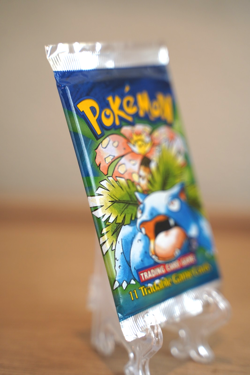 Pokemon TCG Base Set GUARANTEED SHADOWLESS Booster Pack Venusaur Long Crimp - Image 4