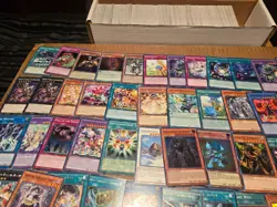 Yugioh 1,025 Card Collection Lot Mostly Modern Mix W/ Some Vintage 1996 NM/LP/MP - Image 3