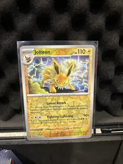 Pokemon TCG Jolteon 29/131 Reverse Holo Scarlet Violet Prismatic Evolutions - LP - Image 1