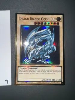 YuGiOh! Blue-Eyes White Dragon MAGO-IT001 Gold Rare Italian 1st Edition NM - Image 1