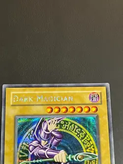 2002 Dark Magician Secret Rare DDS-002 YuGiOh Card English Holo Vintage Promo - Image 2