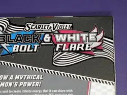 Pokemon TCG Black Bolt & White Flare Unova Victini Illustration Collection Box - Image 3