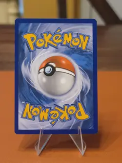 Pikachu - 28/73 - Pokemon Shining Legends Non Holo LP - Image 2