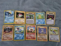 Wizards Of The Coast 10 POKEMON card Bundle #1 - Image 1