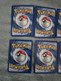 Wizards Of The Coast 10 POKEMON card Bundle #1 - Image 4