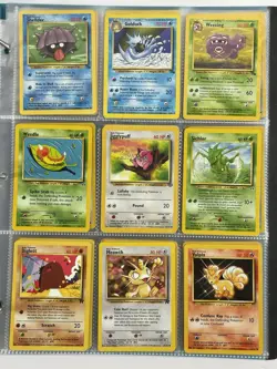 Pokemon Card Collection VTG Binder Holo Rare 1st E-Reader WOTC Lapras Charmander - Image 3