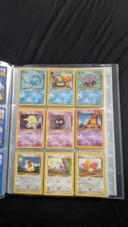 Pokemon Binder Including All 100+ Cards Vintage/Modern See Photos/Description - Image 5