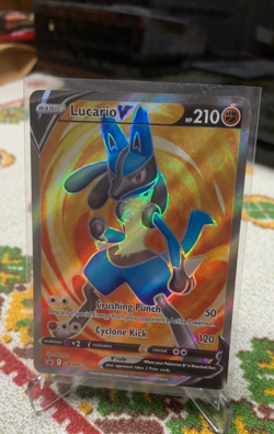 Lucario V - SWSH213 - Black Star Promo - Pokemon Card - NM/M - Image 1