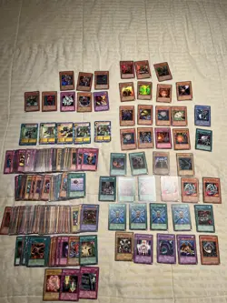1.1 lbs of YuGiOh (Read Des.) - Bulk TCG - 1st Ed, Ultra Rare, Foil, Vintage - Image 2