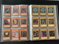 Yu-Gi-Oh Card Collection Binder Lot Blue-Eyes Dark Magician Red-Eyes Toon Dragon - Image 4