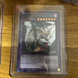 Yu-Gi-Oh Dark Magician Girl the Dragon Knight Alt Art (Green) DLCS-EN006 - Image 1