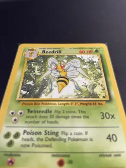 Pokemon '015 Beedrill 17/102 Rare Vintage WOTC 1999 NM - Image 2