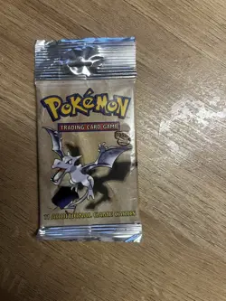 Pokemon TCG Fossil Booster Pack 1999 WOTC Aerodactyl ART Sealed LONG CRIMP - Image 1
