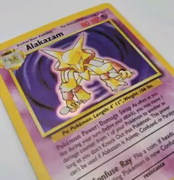 Alakazam Pokemon 001/102 Base Set Holo - Image 2