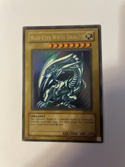 Konami Blue-Eyes White Dragon SDK-001 1996 Yu-Gi-Oh! Cards - Image 1
