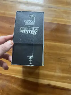 Pokemon TCG: Unsealed Hidden Fates Elite Trainer Box 820650804731 - Image 4