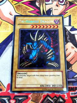 Tri-Horned Dragon lob-e000 Unltd Ed (MP) Secret Rare Yu-Gi-Oh! - Image 1