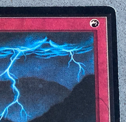 1993 vintage MAGIC THE GATHERING Lightning Bolt beta U CARD mtg POOR CONDITION - Image 3