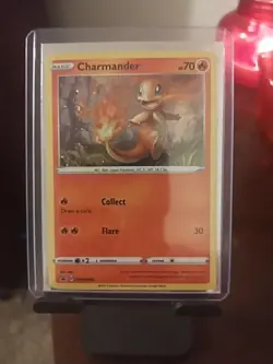 Charmander SWSH092 SWSH: Sword & Shield Promo Cards Holo NM - Image 1