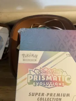 Pokemon Prismatic Evolutions Ultra Premium Collection (UPC) Neu/ English - Image 2
