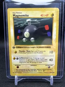 Pokemon TCG Magnemite Base Set, 1st Edition Common Shadowless Card 53/102 - Image 1