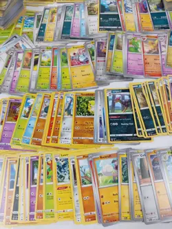 Large Pokemon TCG Mixed Card Bundle Job Lot 500 Plus Cards - Image 5