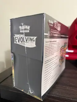 Pokemon TCG Evolving Skies Pokemon Center Elite Trainer Box (ETB) Sealed - Image 5