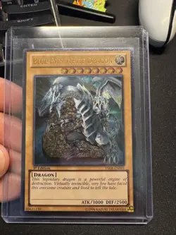 Yu-Gi-Oh! Blue-Eyes White Dragon (1st Edition) (YSKR-EN001) Ultimate Rare NM - Image 1