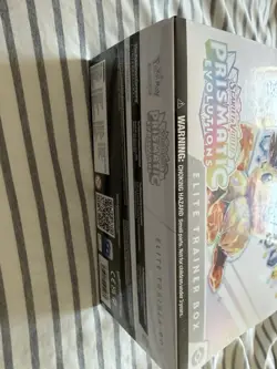 Pokemon TCG Scarlet & Violet: Prismatic Evolutions Elite Trainer Box Eevee - Image 2