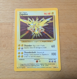 Wizards of the Coast Pokemon TCG Zapdos Base Set Holo Rare 16/102 Basic 90 HP - Image 1