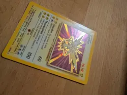 Wizards of the Coast Pokemon TCG Zapdos Base Set Holo Rare 16/102 Basic 90 HP - Image 3