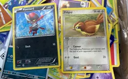 Pokemon Card Lot Mixed Eras Vintage to Modern 8 Lbs Approx 1000 See Photos - Image 5