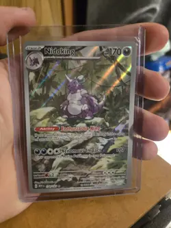 Nidoking Scarlet & Violet 151 Sir Holo Card 174/165 Illustration Rare - Image 1