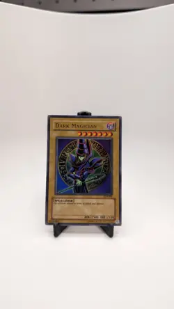 Yu-Gi-Oh Dark Magician LOB-005 Unlimited Ultra Rare LP - Legend of Blue Eyes - Image 2