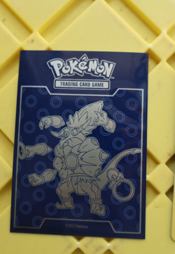 Rare 1999 Pokemon Stage 2 Charizard 4/102 Holo Rare Shadowless Card - Image 2