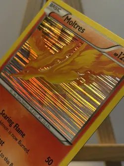 Pokemon Card Moltres BW Legendary Treasures Holo 22/113 - Image 2