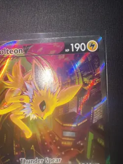 Jolteon V SWSH183 SWSH: Sword & Shield Promo Cards Holo NM - Image 4