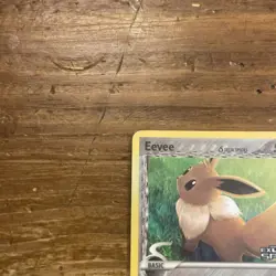 The Pokemon Company Pokemon TCG Eevee 68/113 Delta Species Reverse Holo HP 50 - Image 3