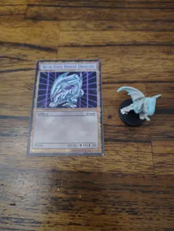 Yugioh Dungeon Dice Monsters DDM Blue Eyes White Dragon - Image 2