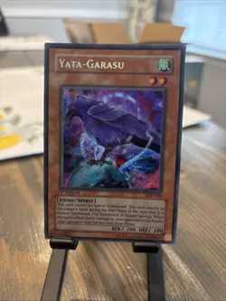 Yu-Gi-Oh TCG Legacy Of Darkness Yata-Garasu LOD-000 1st Edition - Image 1