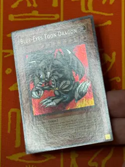 YUGIOH BLUE-EYES TOON DRAGON SECRET RARE 1ST EDITION LIGHT PLAY MRL-E000 - Image 4