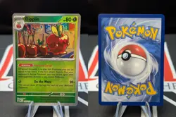 DIPPLIN 010/131 PRISMATIC EVOLUTIONS POKE BALL REVERSE HOLO POKEMON TCG NM - Image 3