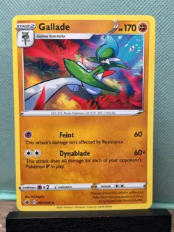 Pokemon TCG: Gallade 81/198, Chilling Reign - Image 1