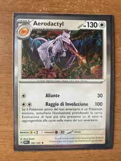 Aerodactyl 142/165 Holo ERROR SQUARE CUT Near Mint Pokemon 151 Ita - Image 1