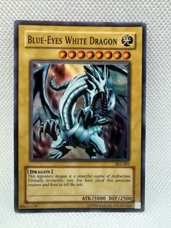 Yugioh Blue-Eyes White Dragon SKE-001 Super Rare LP - Image 1