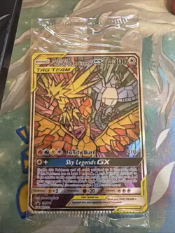 Pokemon Moltres Zapdos Articuno GX SM210, Hidden Fate Sealed * *ERROR CRIMP** #3 - Image 3
