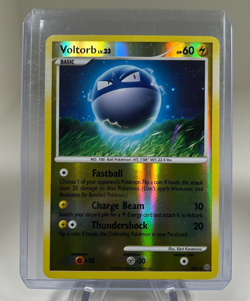 Voltorb (Shiny) SH3 Stormfront Reverse Holo Rare Pokemon Card NM/LP - Image 1