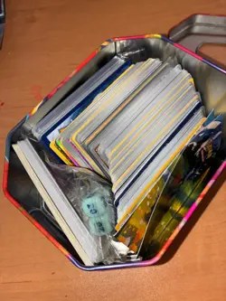 Bulk of Pokemon cards with hits - Image 1
