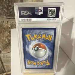 Pokemon TCG Orbeetle VMAX 186/185 Vivid Voltage PSA 10 Secret Rare Full Art Holo - Image 2